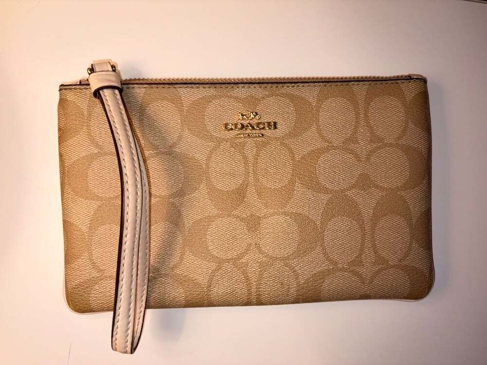 Coach Large Wristlet in Signature Canvas Light Khaki Chalk